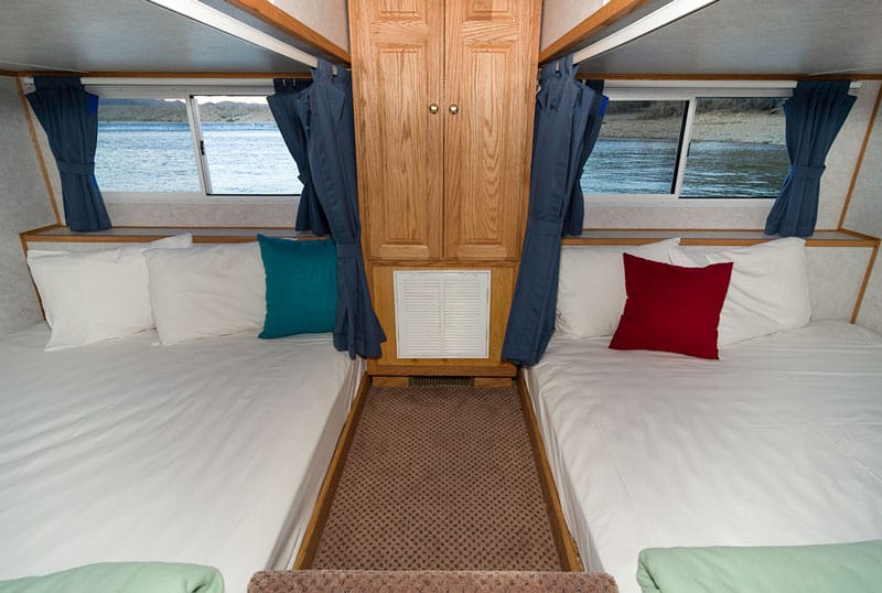 inside Houseboat view of bedrooms