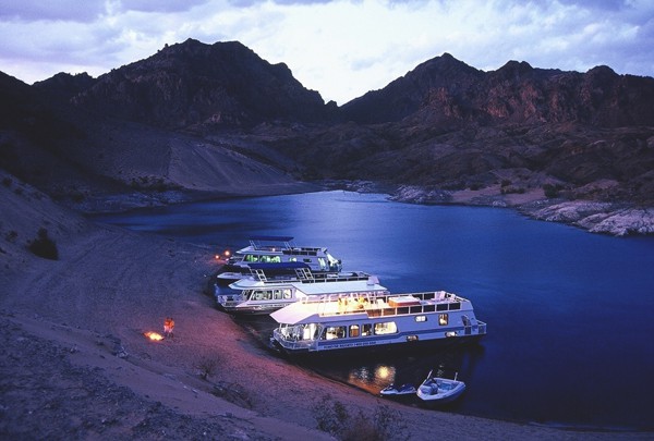 Houseboats in the water- Lake Mohave