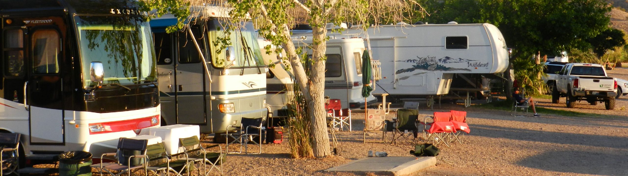 rv and campers in rv park