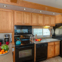 Inside a houseboat | Kitchen